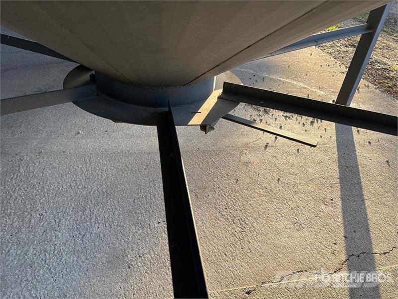  Westeel Roscoe +/- 2100 bu 6 Ring Hopper Grain Bin وحدات / آلات معالجة المحاصيل وتخزينها - أخرى