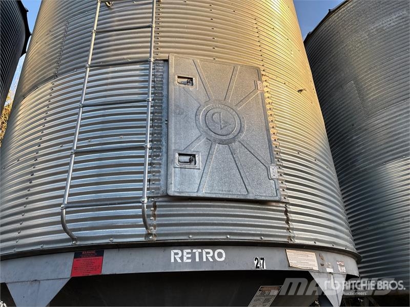  Westeel Roscoe +/- 2100 bu 6 Ring Hopper Grain Bin وحدات / آلات معالجة المحاصيل وتخزينها - أخرى