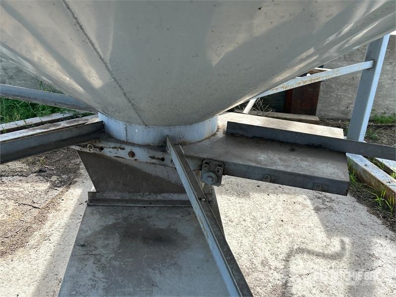 Westeel-Rostco +/- 2200 bu 6 Ring Hopper Grain Bin Stockage, conditionnement - Autres