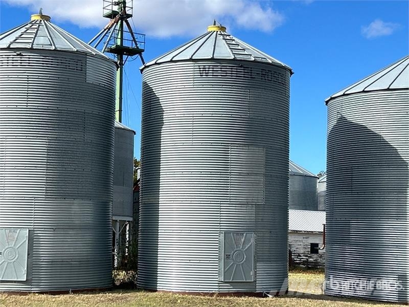  Westeel-Rostco +/- 2550 bu 8 Ring Grain Bin Unidades/máquinas de processamento e armazenamento de culturas - Outros