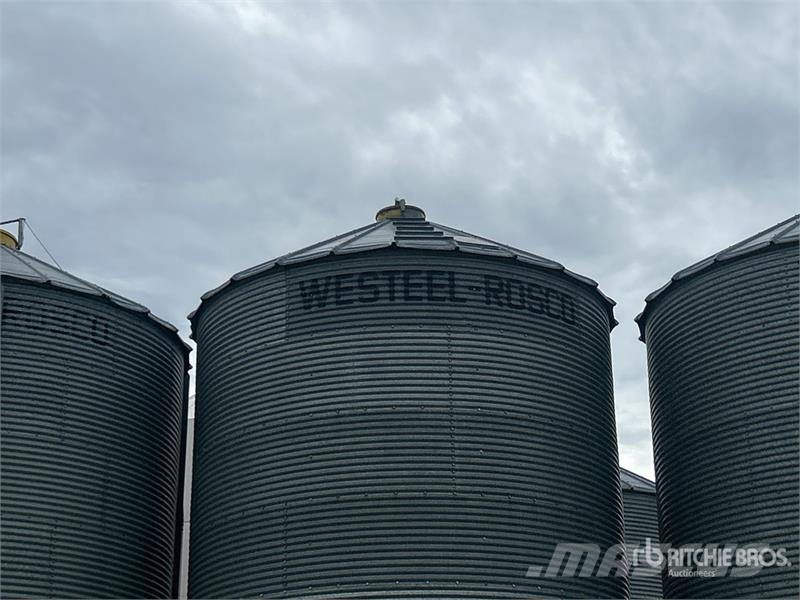  Westeel-Rostco +/- 2700 bu 8 Ring Grain Bin وحدات / آلات معالجة المحاصيل وتخزينها - أخرى