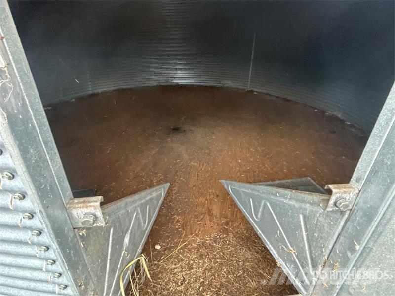 Westeel- Rostco +/- 3300 bu 5 Ring Grain Bin Termény feldolgozó/tároló berendezések - Egyebek