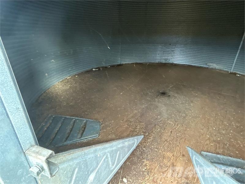 Westeel- Rostco +/- 3300 bu 5 Ring Grain Bin Termény feldolgozó/tároló berendezések - Egyebek