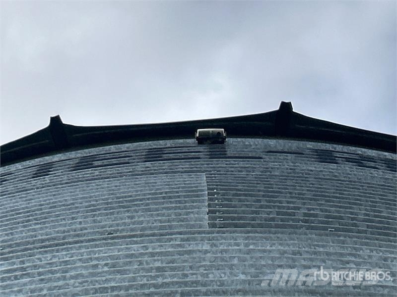Westeel-Rostco +/- 5200 bu 8 Ring Grain Bin Unidades/máquinas de processamento e armazenamento de culturas - Outros