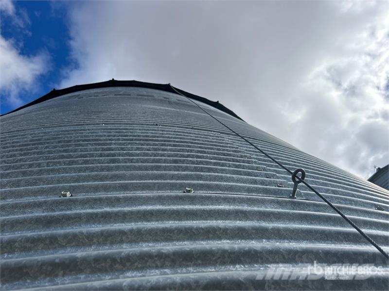 Westeel-Rostco +/- 5200 bu 8 Ring Grain Bin Unidades/máquinas de processamento e armazenamento de culturas - Outros