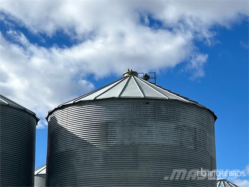 Westeel-Rostco +/- 5200 bu 8 Ring Grain Bin Unidades/máquinas de processamento e armazenamento de culturas - Outros