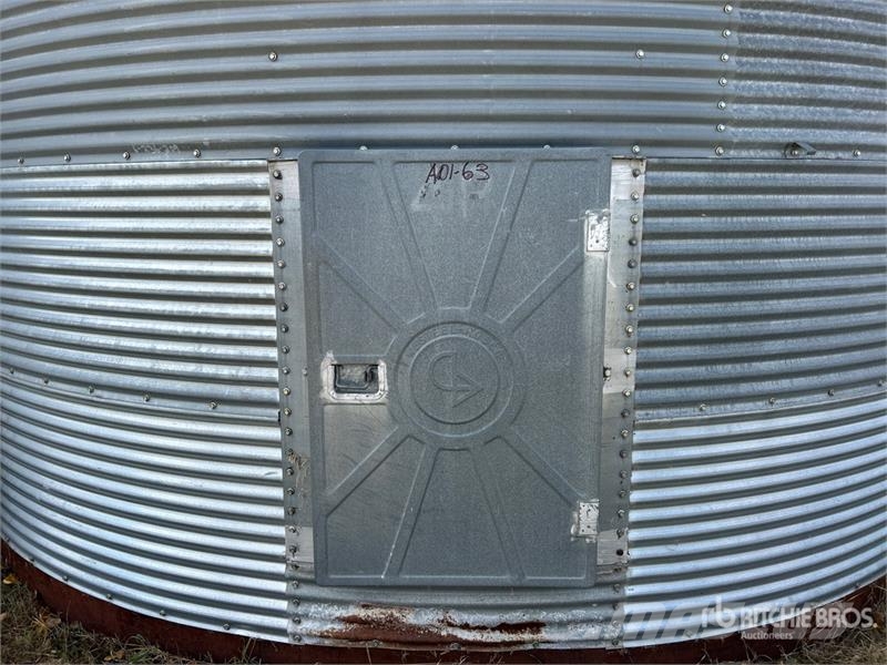 Westeel-Rostco +/- 5200 bu 8 Ring Grain Bin Unidades/máquinas de processamento e armazenamento de culturas - Outros