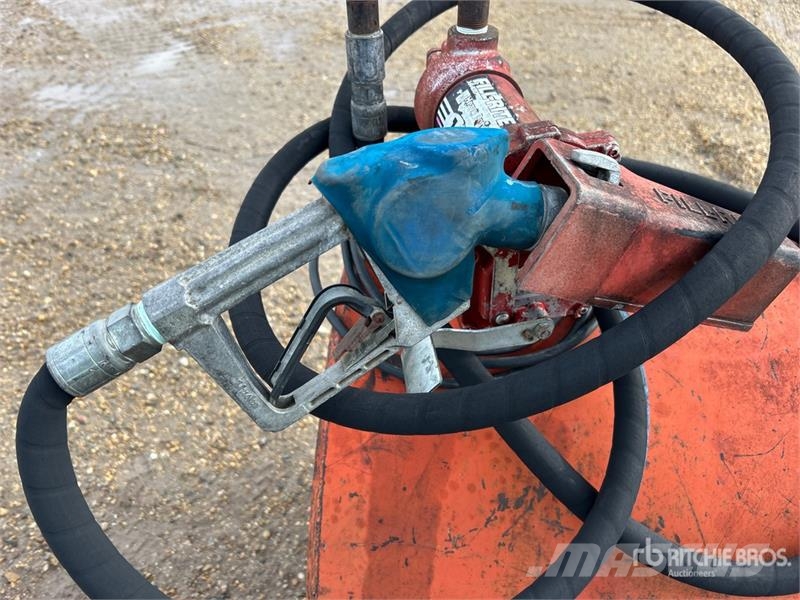  Westeel Steel Fuel Tank Degvielas un piedevu tvertnes