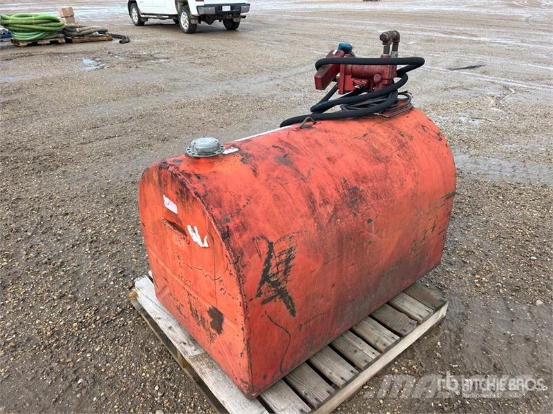  Westeel Steel Fuel Tank Degvielas un piedevu tvertnes