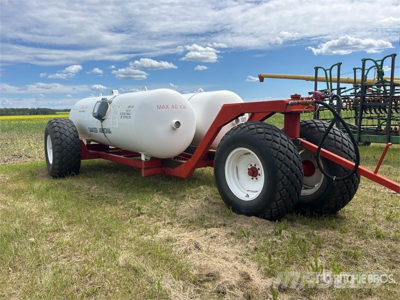 Western 2000 gal NH3 Tank Farm machinery