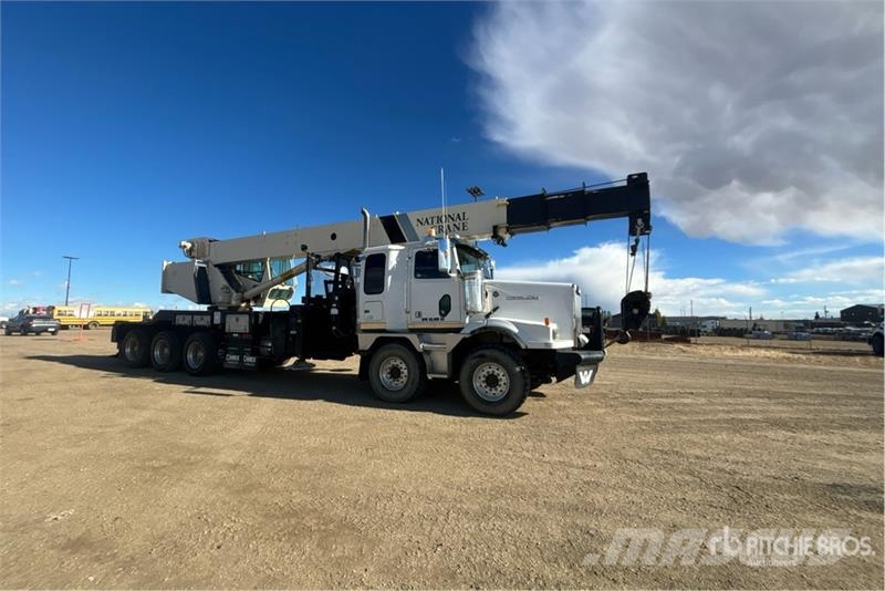 Western Star 1800 40 ton Straight Boom on Western Star 4900SA 1 شاحنات الرافعات