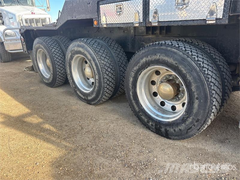 Western Star 1800 40 ton Straight Boom on Western Star 4900SA 1 شاحنات الرافعات