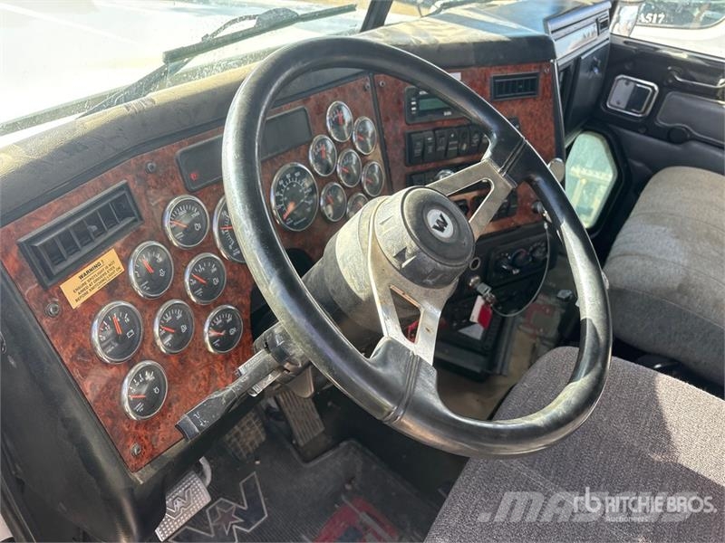 Western Star 1800 40 ton Straight Boom on Western Star 4900SA 1 شاحنات الرافعات