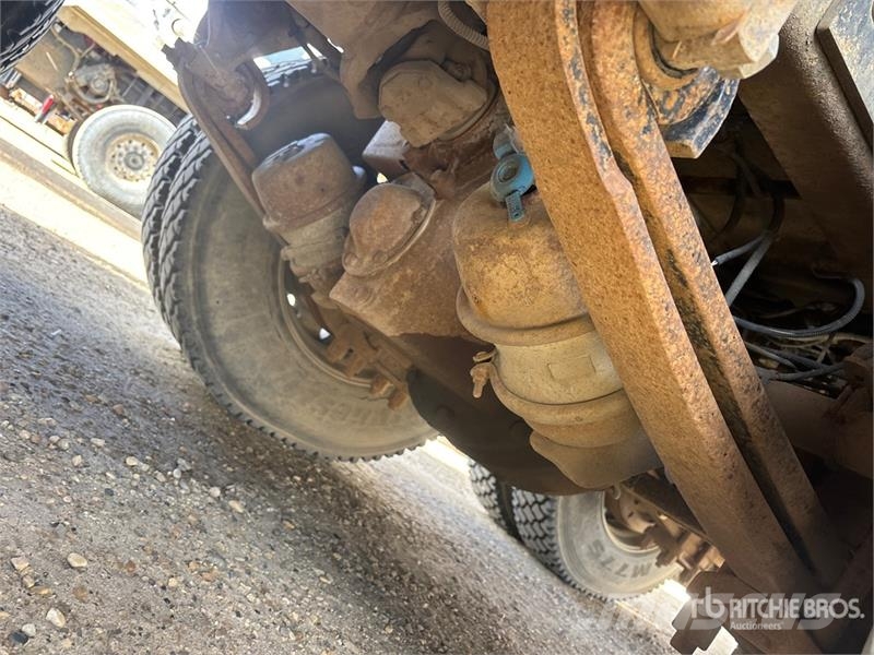 Western Star 1800 40 ton Straight Boom on Western Star 4900SA 1 شاحنات الرافعات