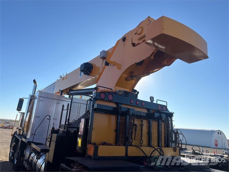 Western Star 3577S 35 ton Straight Boom on Western Star 4900 8x Lastbil med kran