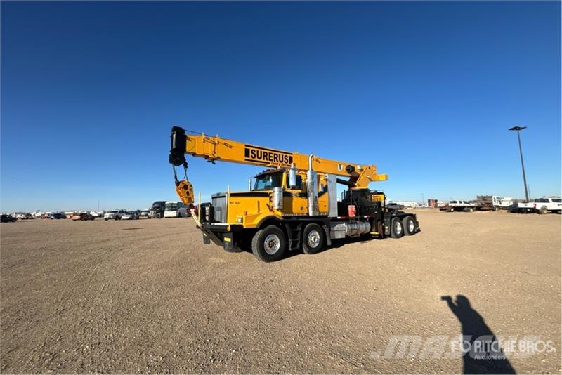 Western Star 3577S 35 ton Straight Boom on Western Star 4900 8x Lastbil med kran