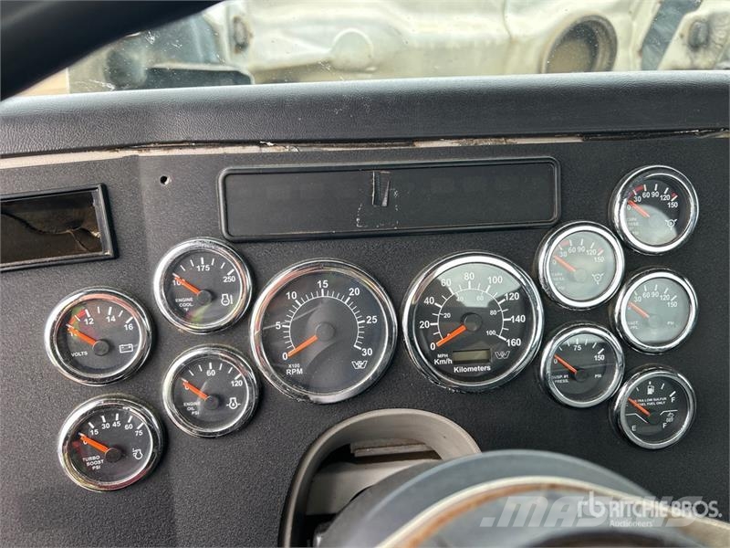 Western Star 4700 SF 6x4 T/A Day Cab Truck Tractor Седельные тягачи