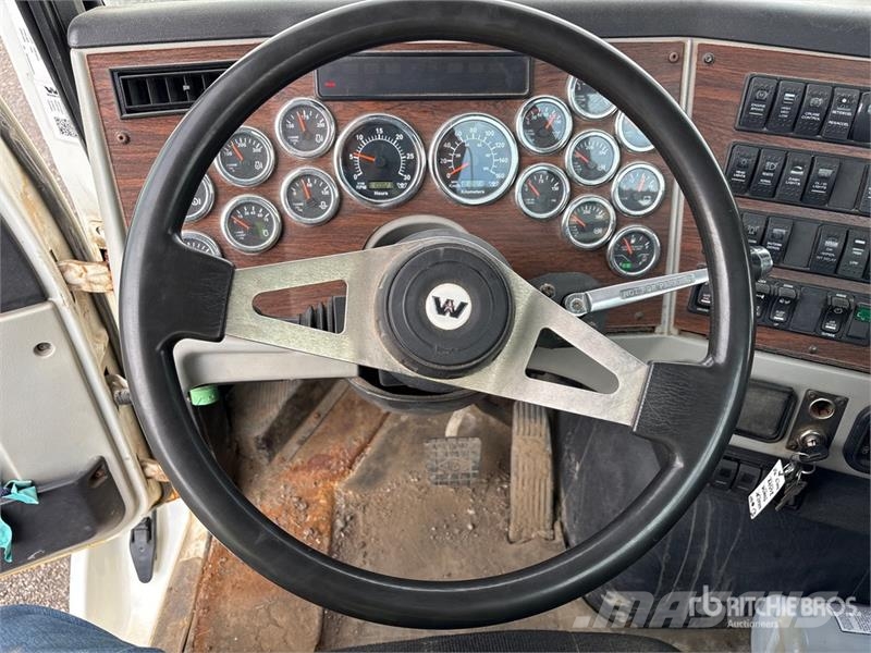 Western Star 4700SB 6x4 Snow Plow Truck مركبات الأغراض العامة