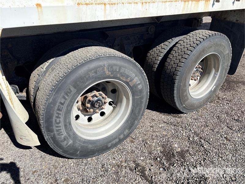 Western Star 4700SB 6x4 T/A Dump Truck Kipper