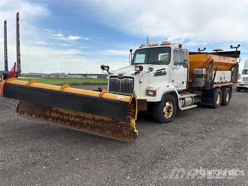 Western Star 4700SB 6x4 Snow Plow Truck مركبات الأغراض العامة