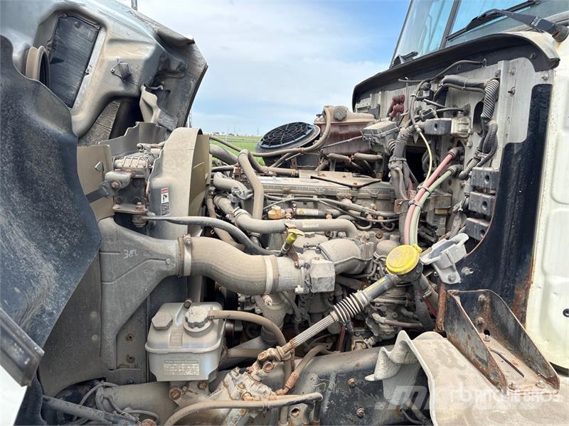 Western Star 4700SB 6x4 Snow Plow Truck مركبات الأغراض العامة