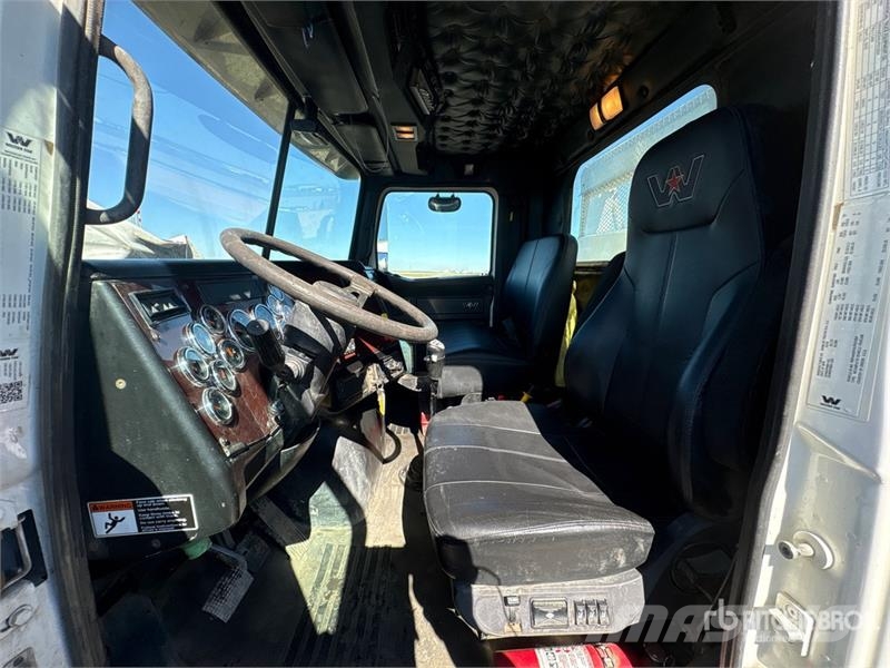 Western Star 4700SB 6x4 T/A Dump Truck Kipper