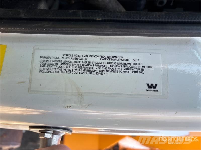 Western Star 4700SB 6x4 Snow Plow Truck مركبات الأغراض العامة