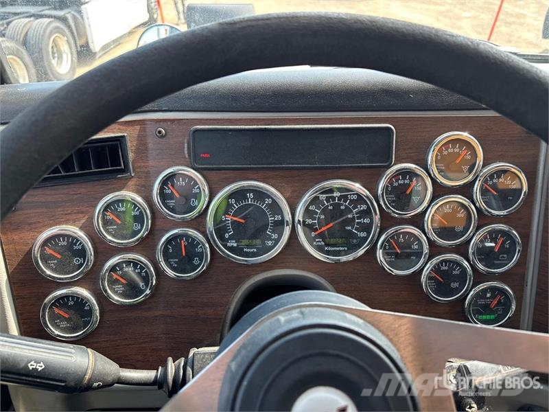 Western Star 4700SB 6x4 Snow Plow Truck مركبات الأغراض العامة