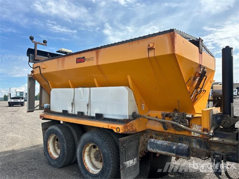 Western Star 4700SB 6x4 Snow Plow Truck مركبات الأغراض العامة