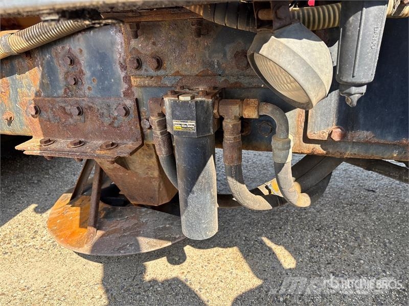 Western Star 4700SB 6x4 Snow Plow Truck مركبات الأغراض العامة
