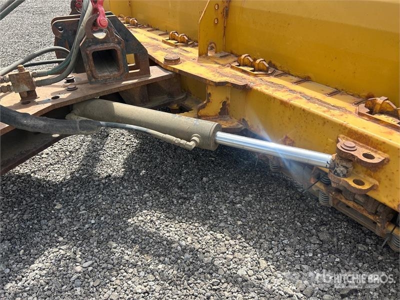 Western Star 4700SB 6x4 Snow Plow Truck مركبات الأغراض العامة