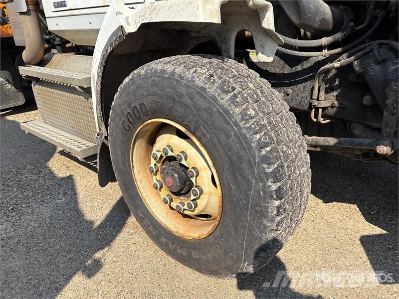 Western Star 4700SB 6x4 Snow Plow Truck مركبات الأغراض العامة