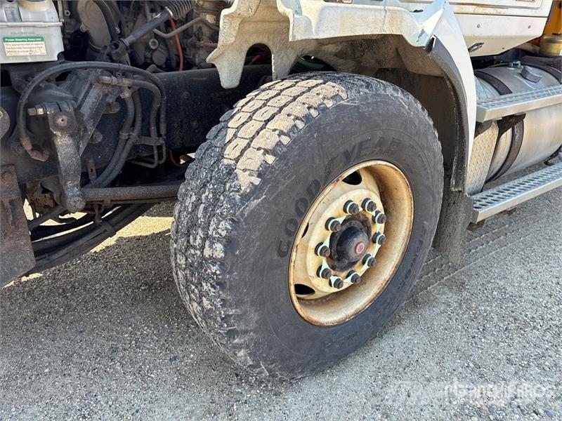 Western Star 4700SB 6x4 Snow Plow Truck مركبات الأغراض العامة