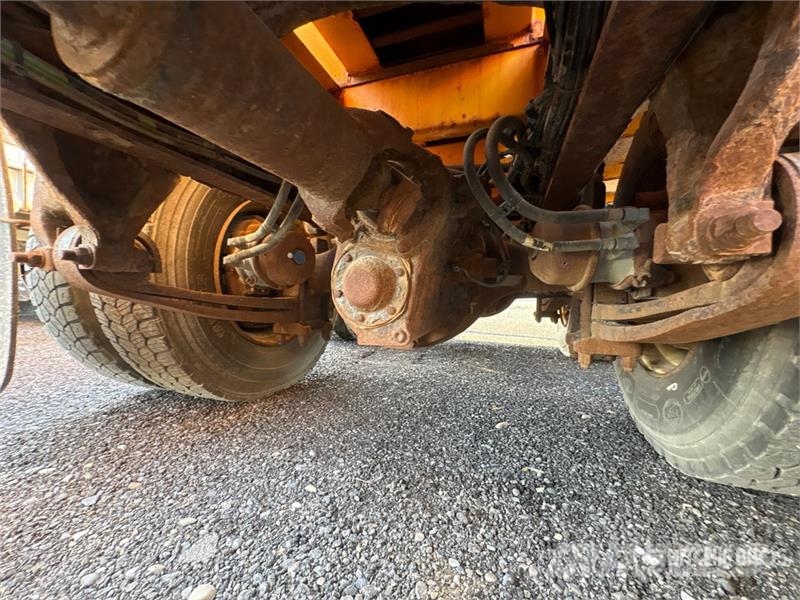 Western Star 4700SF 6x4 Spreader Truck (Inoperable) مركبات الأغراض العامة