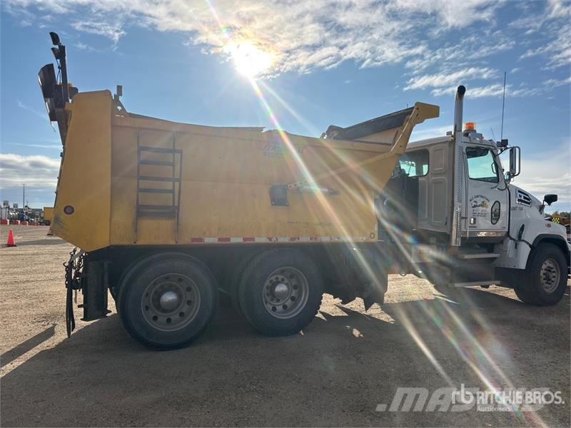 Western Star 4700SF 6x4 Snow Plow Truck Veicoli municipali