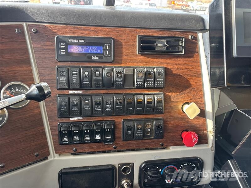 Western Star 4700SF 6x4 Snow Plow Truck Veicoli municipali