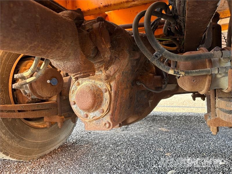 Western Star 4700SF 6x4 Spreader Truck (Inoperable) مركبات الأغراض العامة