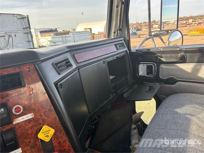 Western Star 4900 105 bbl 6x4 T/A Tanker Truck Cisterna