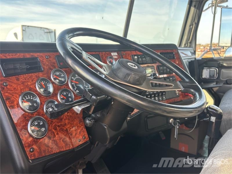 Western Star 4900 105 bbl 6x4 T/A Tanker Truck Cisterna