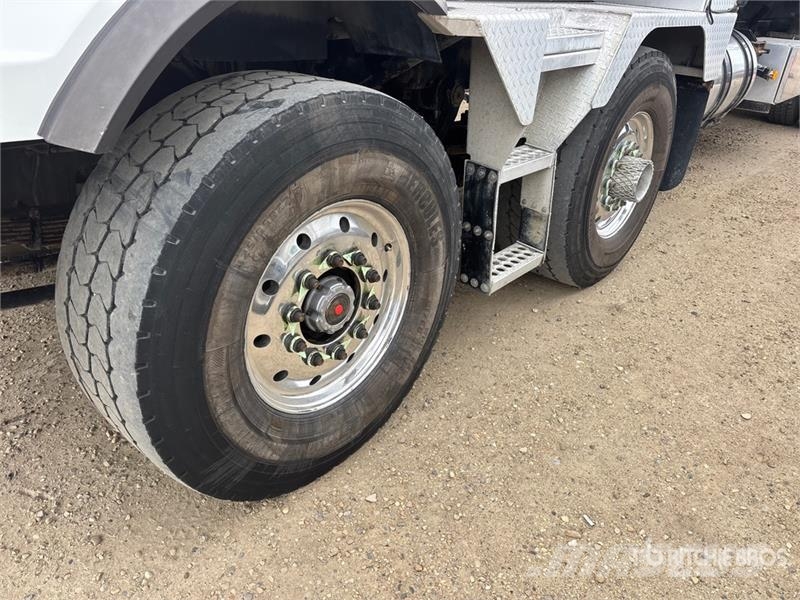Western Star 4900 10x6 Tri/A Dump Truck ダンプ