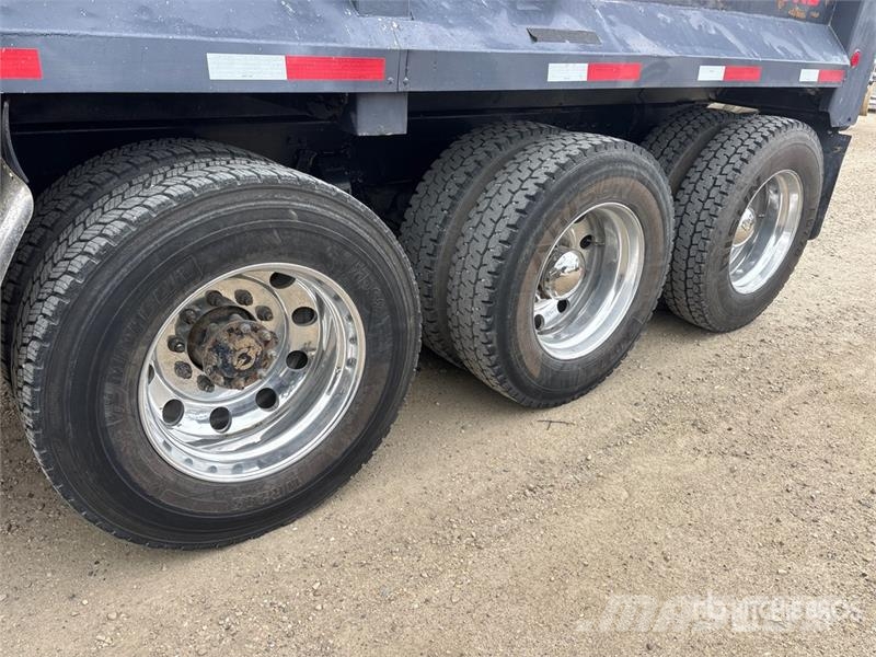 Western Star 4900 10x6 Tri/A Dump Truck ダンプ