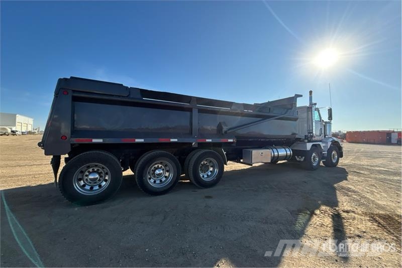 Western Star 4900 10x6 Tri/A Dump Truck Kipper