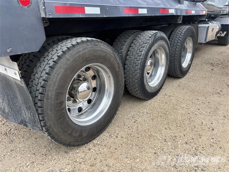 Western Star 4900 10x6 Tri/A Dump Truck ダンプ