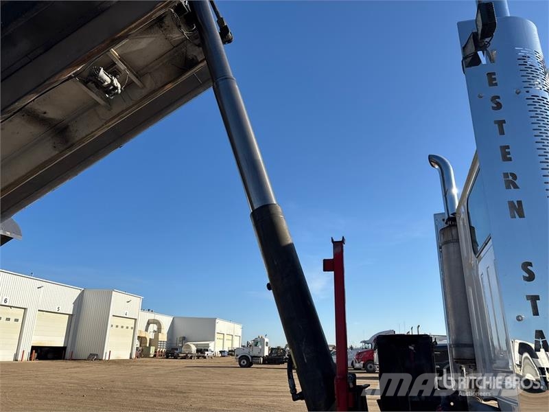 Western Star 4900 10x6 Tri/A Dump Truck Kipper