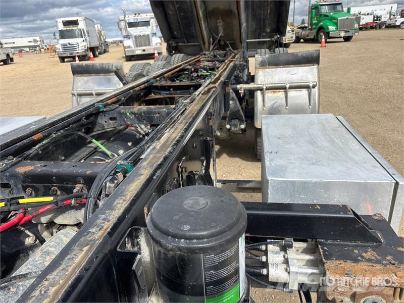 Western Star 4900 10x6 Tri/A Dump Truck ダンプ