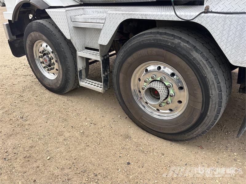 Western Star 4900 10x6 Tri/A Dump Truck ダンプ