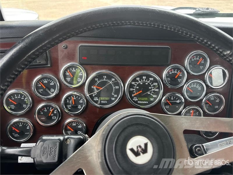Western Star 4900 10x6 Tri/A Dump Truck ダンプ