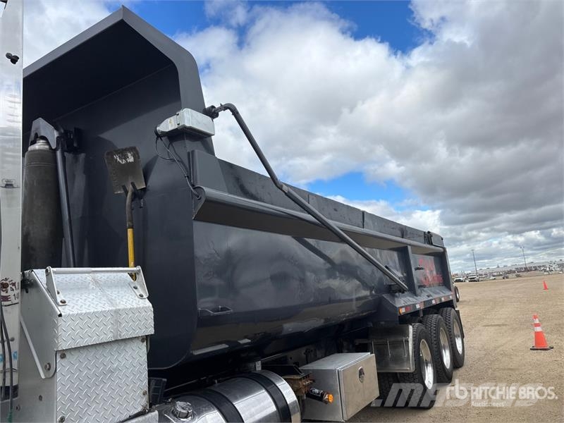 Western Star 4900 10x6 Tri/A Dump Truck ダンプ