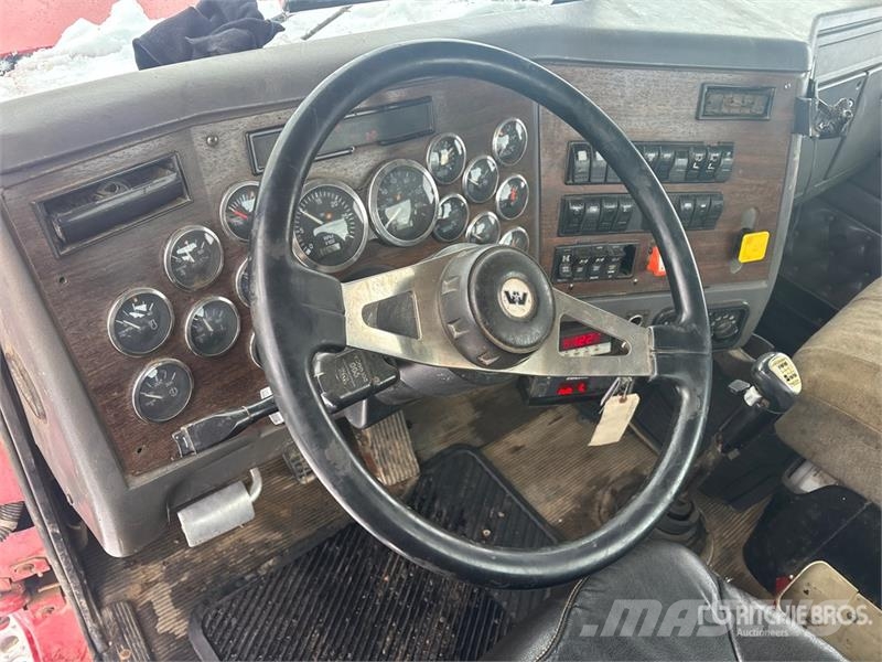 Western Star 4900 11000 L 6x4 Pressure Truck Diger kamyonlar