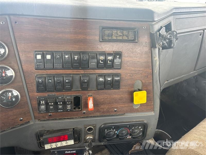 Western Star 4900 11000 L 6x4 Pressure Truck Diger kamyonlar